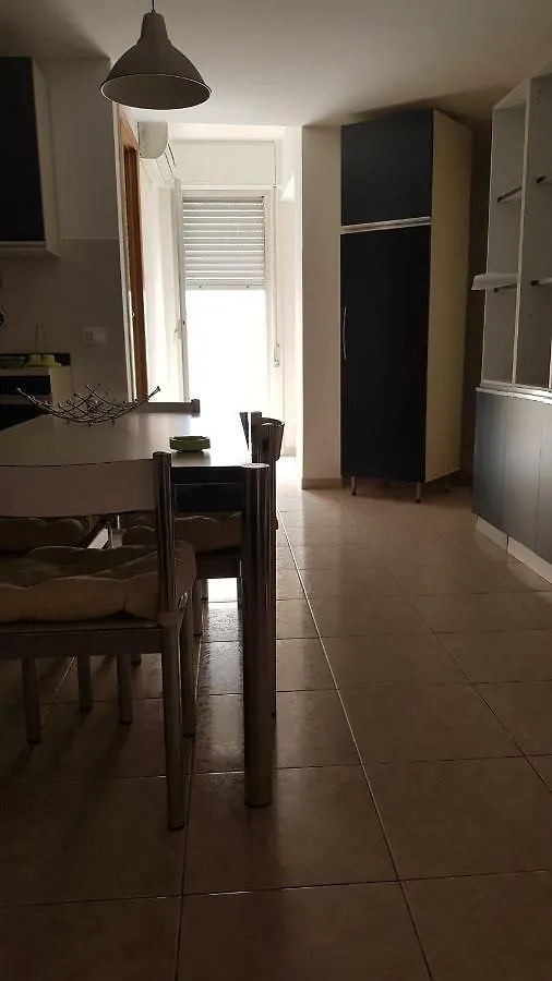 Nadia Διαμέρισμα Scoglitti 0*,